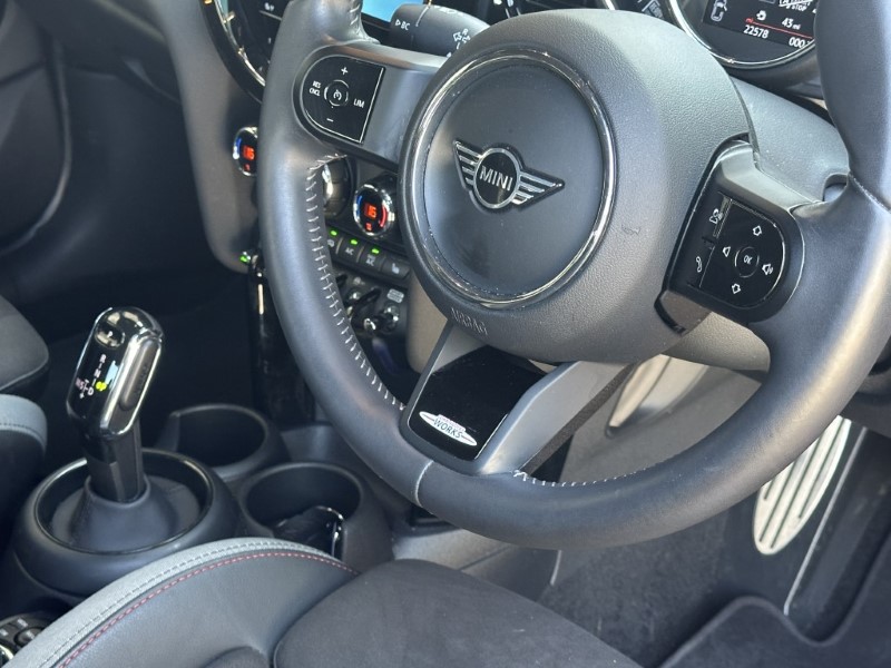 2022 (22) MINI HATCHBACK 1.5 Cooper Sport 5dr 5601002