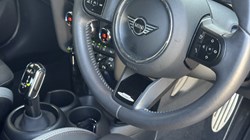 2022 (22) MINI HATCHBACK 1.5 Cooper Sport 5dr 5601002
