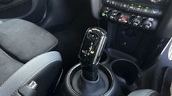 2022 (22) MINI HATCHBACK 1.5 Cooper Sport 5dr 5601007