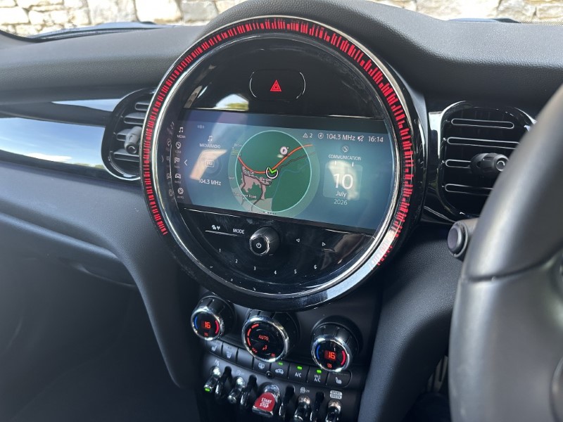 2022 (22) MINI HATCHBACK 1.5 Cooper Sport 5dr 5601035