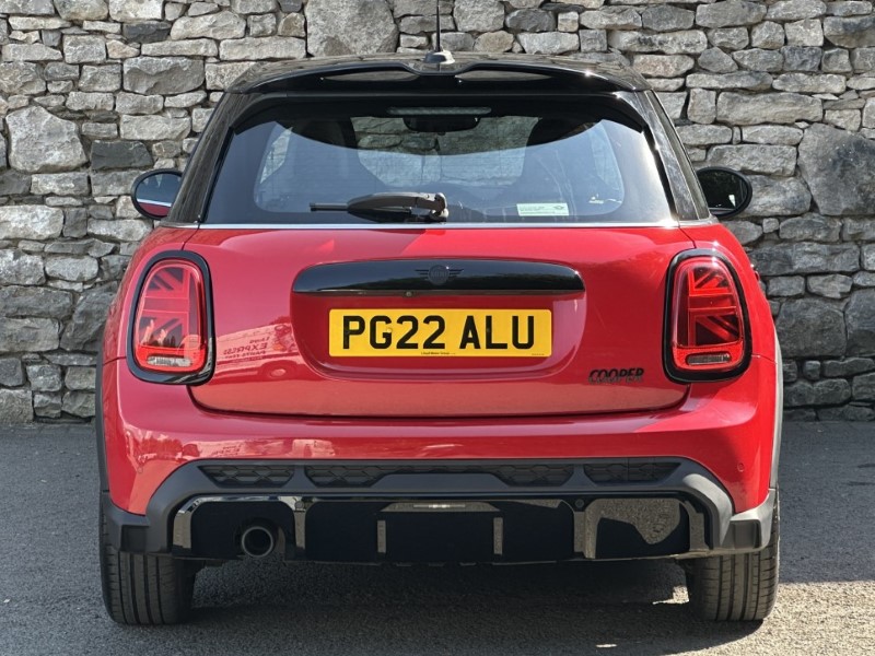 2022 (22) MINI HATCHBACK 1.5 Cooper Sport 5dr 5601037