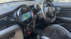 2022 (22) MINI HATCHBACK 1.5 Cooper Sport 5dr 5601021