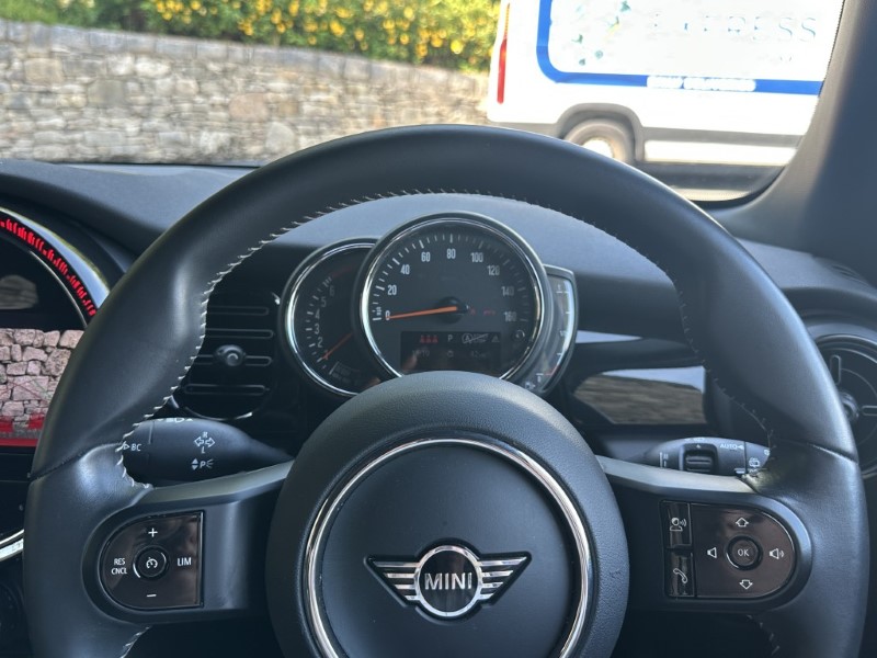 2022 (22) MINI HATCHBACK 1.5 Cooper Sport 5dr 5601049