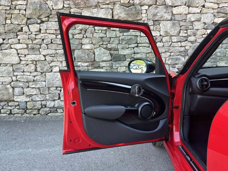 2022 (22) MINI HATCHBACK 1.5 Cooper Sport 5dr 5601039