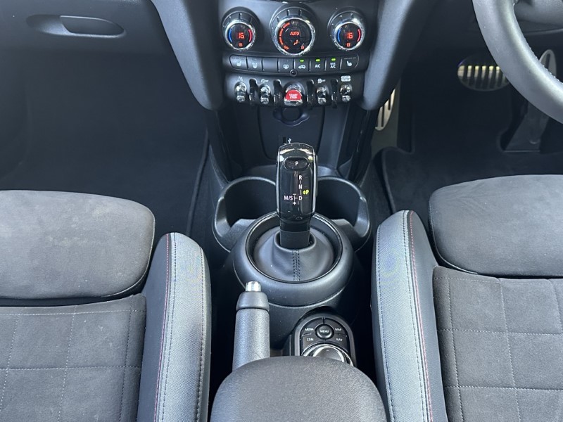 2022 (22) MINI HATCHBACK 1.5 Cooper Sport 5dr 5601044
