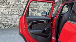 2022 (22) MINI HATCHBACK 1.5 Cooper Sport 5dr 5601040