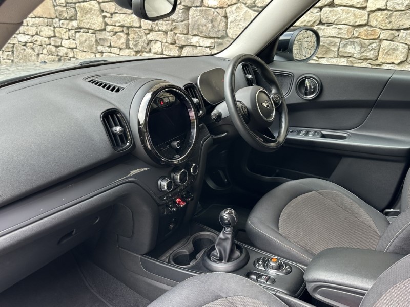 2021 (70) MINI COUNTRYMAN 1.5 Cooper Classic 5dr 5586234