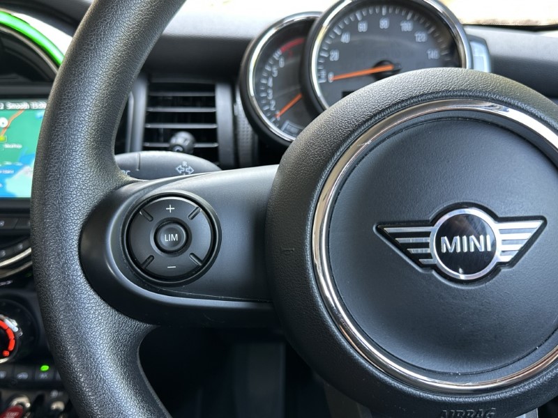 2020 (20) MINI HATCHBACK 1.5 Cooper Classic II 5dr 5620729