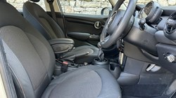 2020 (20) MINI HATCHBACK 1.5 Cooper Classic II 5dr 5620720