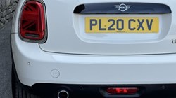 2020 (20) MINI HATCHBACK 1.5 Cooper Classic II 5dr 5620713