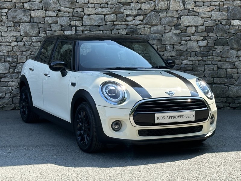 2020 (20) MINI HATCHBACK 1.5 Cooper Classic II 5dr