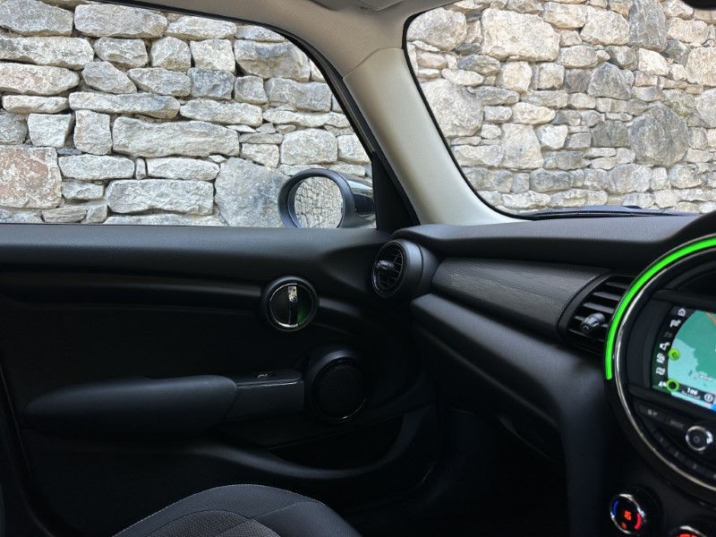 2020 (20) MINI HATCHBACK 1.5 Cooper Classic II 5dr 5620723