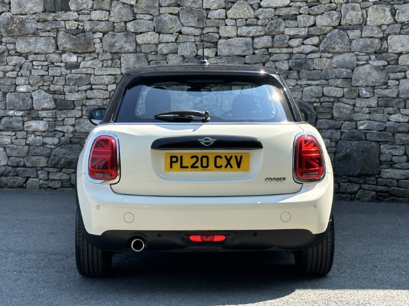 2020 (20) MINI HATCHBACK 1.5 Cooper Classic II 5dr 5620748