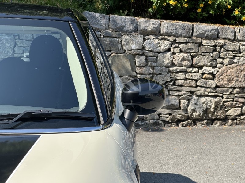 2020 (20) MINI HATCHBACK 1.5 Cooper Classic II 5dr 5620760