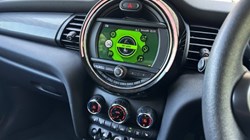 2020 (20) MINI HATCHBACK 1.5 Cooper Classic II 5dr 5620747