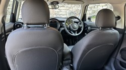 2020 (20) MINI HATCHBACK 1.5 Cooper Classic II 5dr 5620752