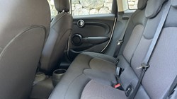 2020 (20) MINI HATCHBACK 1.5 Cooper Classic II 5dr 5620735