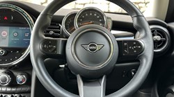 2022 (22) MINI HATCHBACK 1.5 Cooper Classic 3dr 5631819