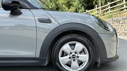 2022 (22) MINI HATCHBACK 1.5 Cooper Classic 3dr 5631833