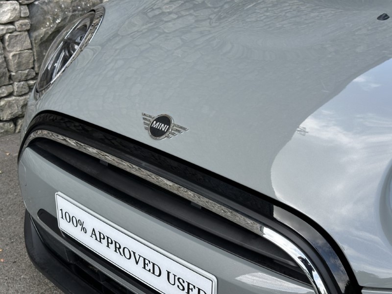 2022 (22) MINI HATCHBACK 1.5 Cooper Classic 3dr 5631802