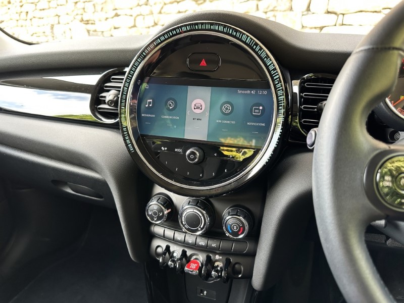 2022 (22) MINI HATCHBACK 1.5 Cooper Classic 3dr 5631812