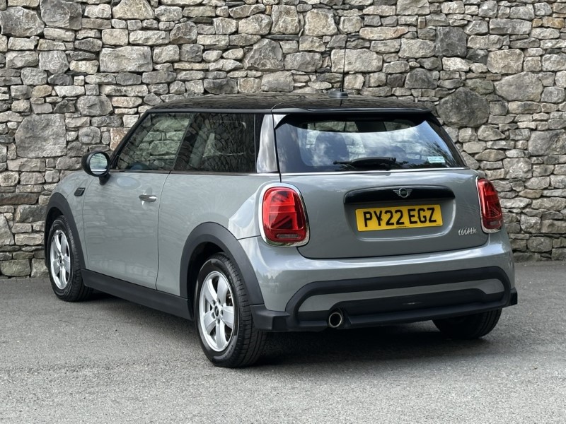2022 (22) MINI HATCHBACK 1.5 Cooper Classic 3dr 5631815