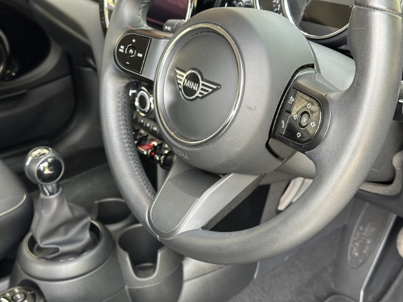 2022 (22) MINI HATCHBACK 1.5 Cooper Classic 3dr 5631788