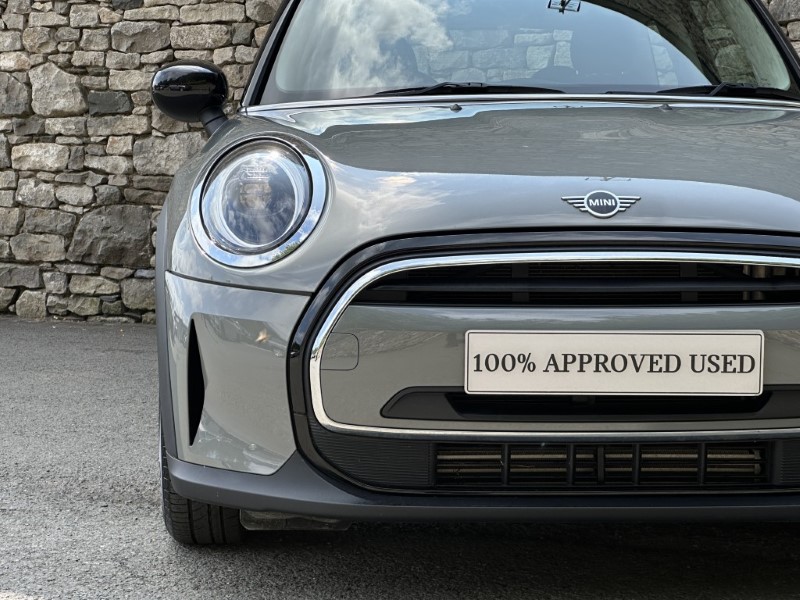 2022 (22) MINI HATCHBACK 1.5 Cooper Classic 3dr 5631830