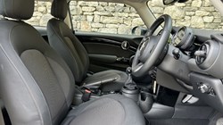 2022 (22) MINI HATCHBACK 1.5 Cooper Classic 3dr 5631789