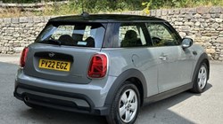 2022 (22) MINI HATCHBACK 1.5 Cooper Classic 3dr 5631836