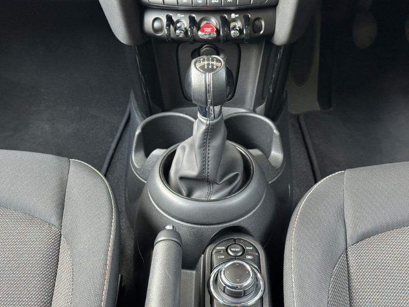 2022 (22) MINI HATCHBACK 1.5 Cooper Classic 3dr 5631821