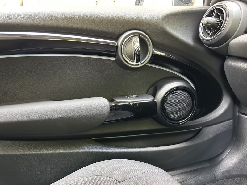 2022 (22) MINI HATCHBACK 1.5 Cooper Classic 3dr 5631792