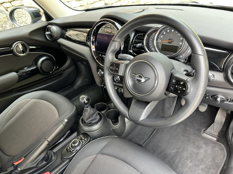 2022 (22) MINI HATCHBACK 1.5 Cooper Classic 3dr 5631787