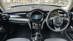 2022 (22) MINI HATCHBACK 1.5 Cooper Classic 3dr 5631820