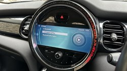 2022 (22) MINI HATCHBACK 1.5 Cooper Classic 5dr Auto 5645417