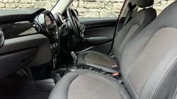 2022 (22) MINI HATCHBACK 1.5 Cooper Classic 5dr Auto 5645397