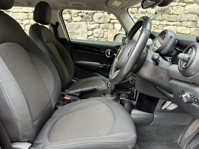 2022 (22) MINI HATCHBACK 1.5 Cooper Classic 5dr Auto 5645380