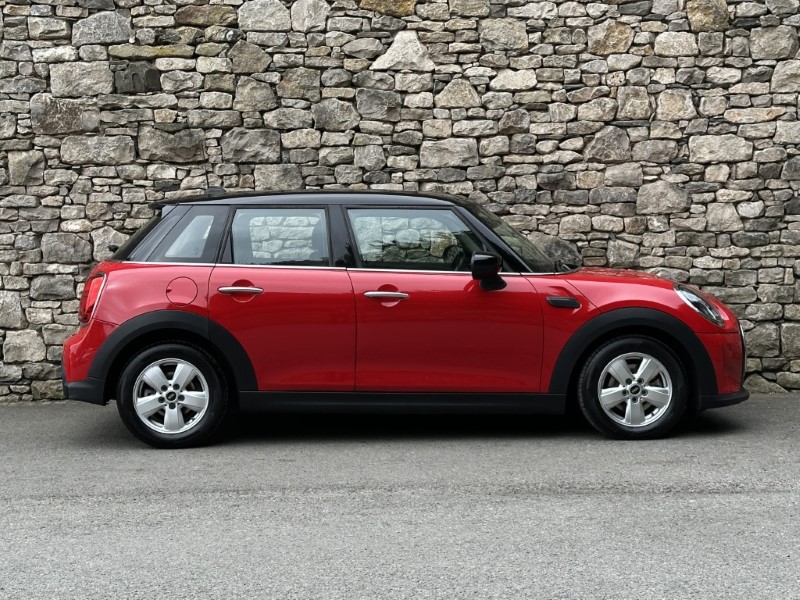 2022 (22) MINI HATCHBACK 1.5 Cooper Classic 5dr Auto 5645371