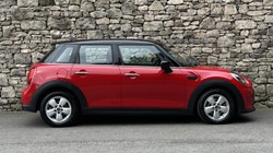 2022 (22) MINI HATCHBACK 1.5 Cooper Classic 5dr Auto 5645371