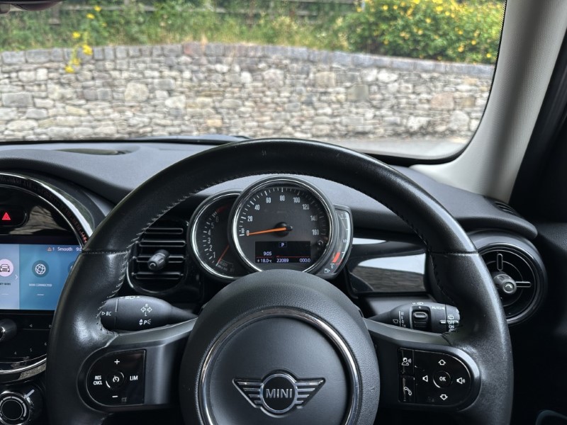 2022 (22) MINI HATCHBACK 1.5 Cooper Classic 5dr Auto 5645419