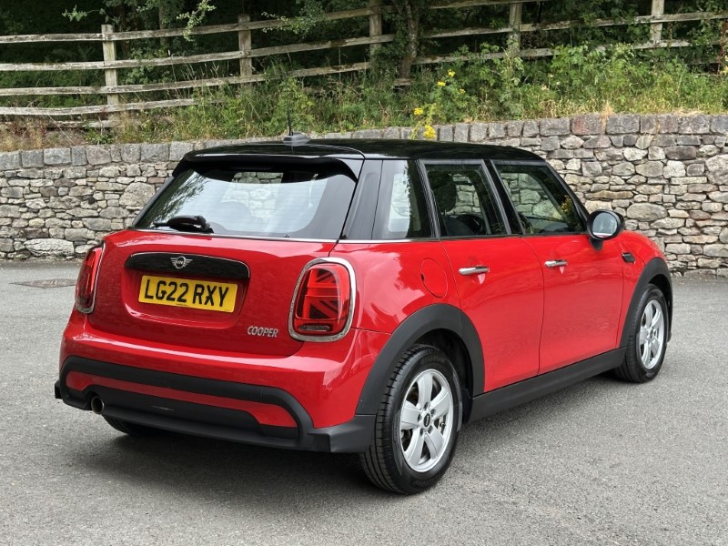 2022 (22) MINI HATCHBACK 1.5 Cooper Classic 5dr Auto 5645426