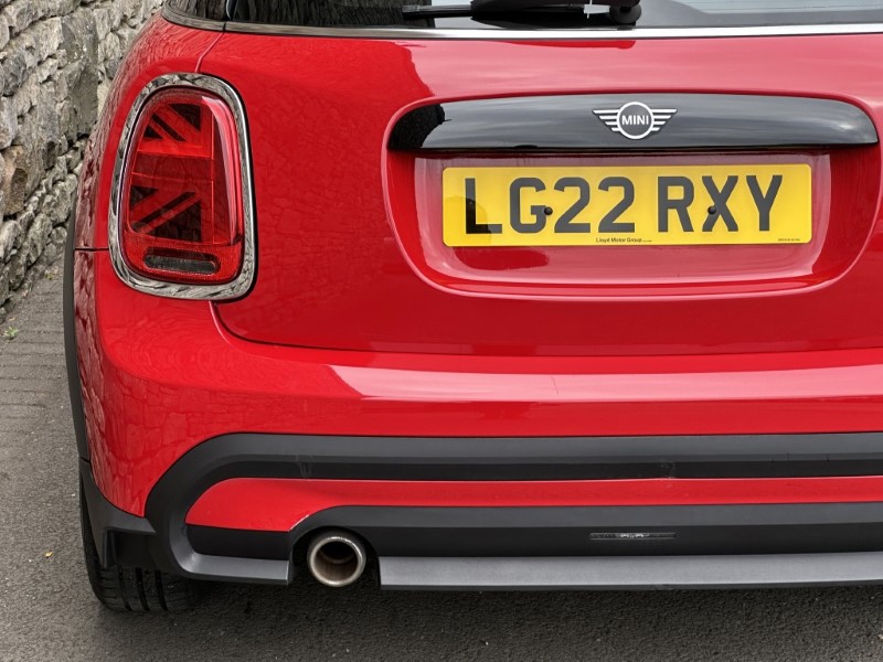 2022 (22) MINI HATCHBACK 1.5 Cooper Classic 5dr Auto 5645373