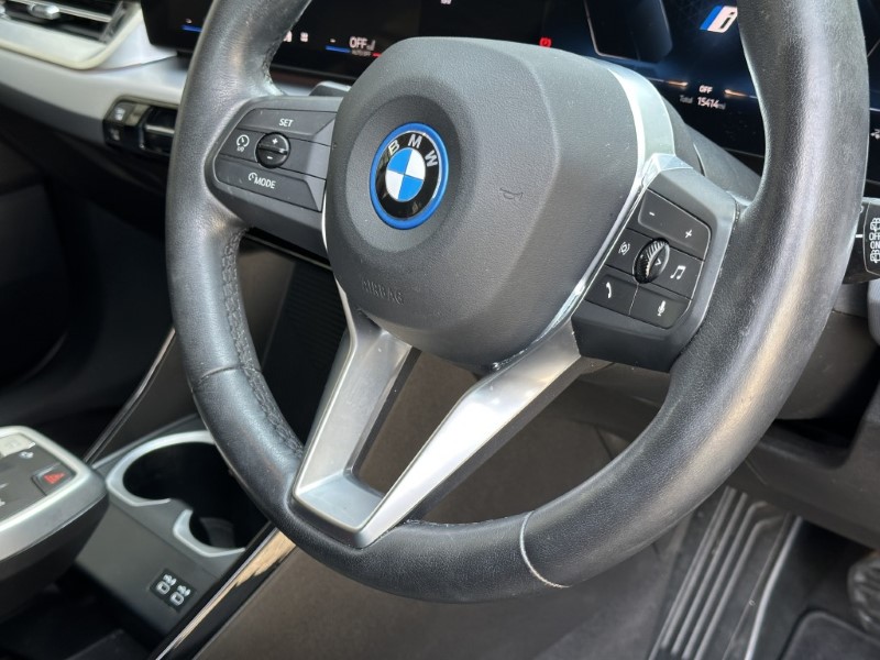 2024 (24) BMW iX1 xDrive30 xLine  5621169