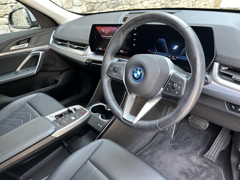 2024 (24) BMW iX1 xDrive30 xLine  5621168