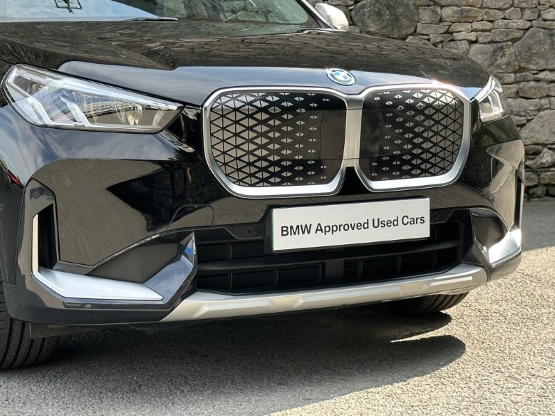 2024 (24) BMW iX1 xDrive30 xLine  5621215