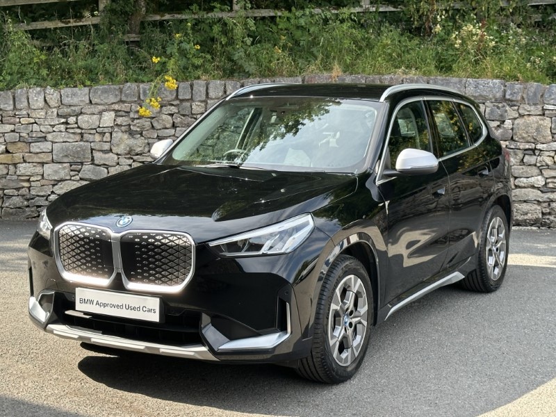 2024 (24) BMW iX1 xDrive30 xLine  5621208