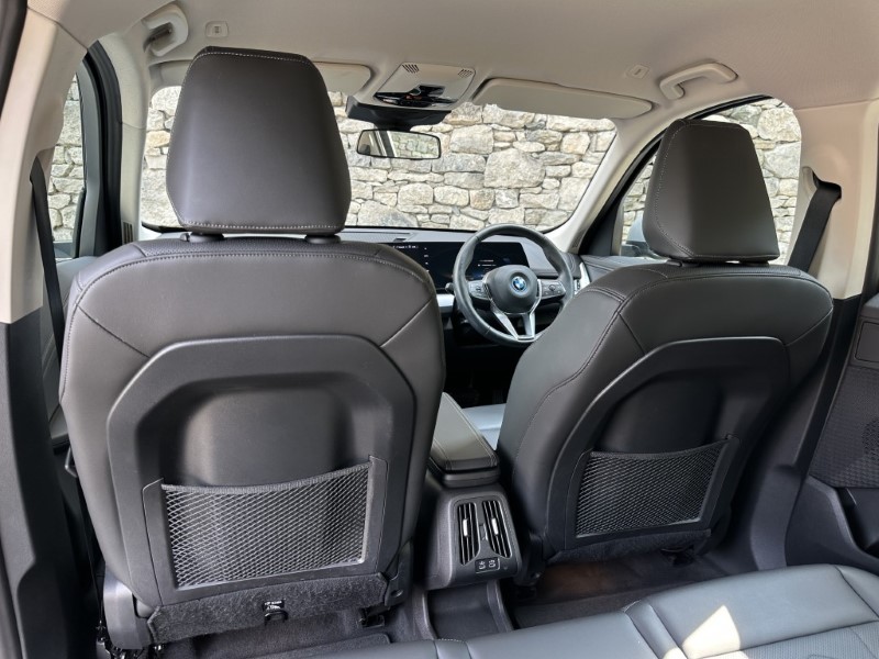2024 (24) BMW iX1 xDrive30 xLine  5621203