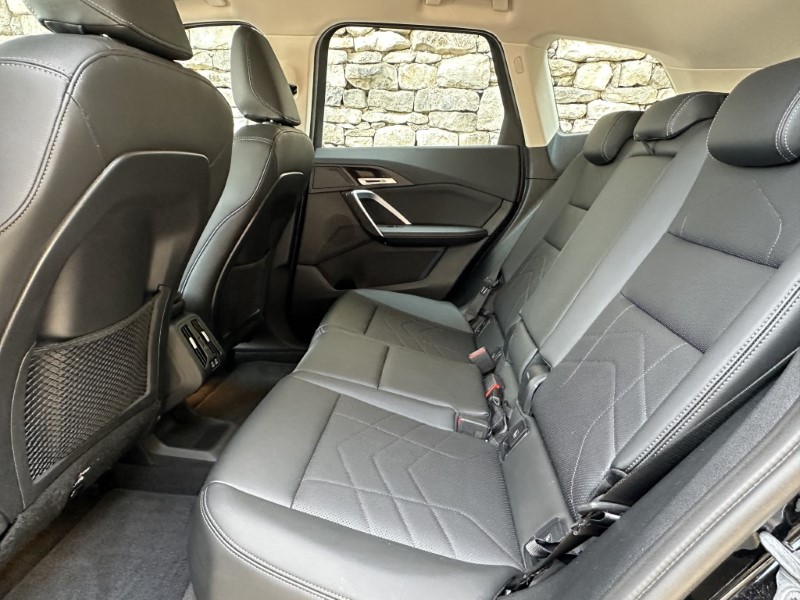 2024 (24) BMW iX1 xDrive30 xLine  5621183