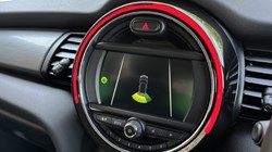 2019 (19) MINI HATCHBACK 1.5 Cooper Classic II 3dr 5620937