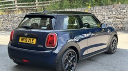2019 (19) MINI HATCHBACK 1.5 Cooper Classic II 3dr 5620949
